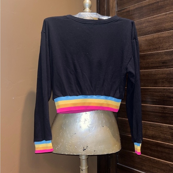 Forever 21 Cropped sweatshirt with rainbow cuffs /hem - Picture 3 of 3